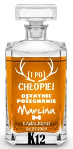 Karafka z grawerem na wieczór kawalerski