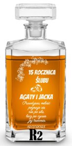 Karafka z grawerem na rocznicę ślubu