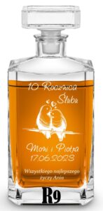 Karafka z grawerem na rocznicę ślubu