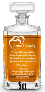 Karafka slubna z grawerem