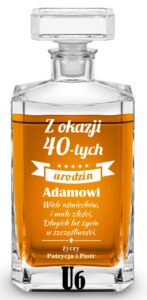 Karafka z grawerem na urodziny