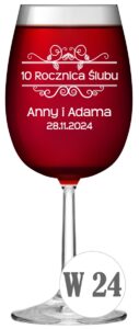 Kieliszek do wina z grawerem z krosno