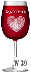 Kieliszek do wina z grawerem z krosno