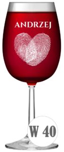 Kieliszek do wina z grawerem z krosno